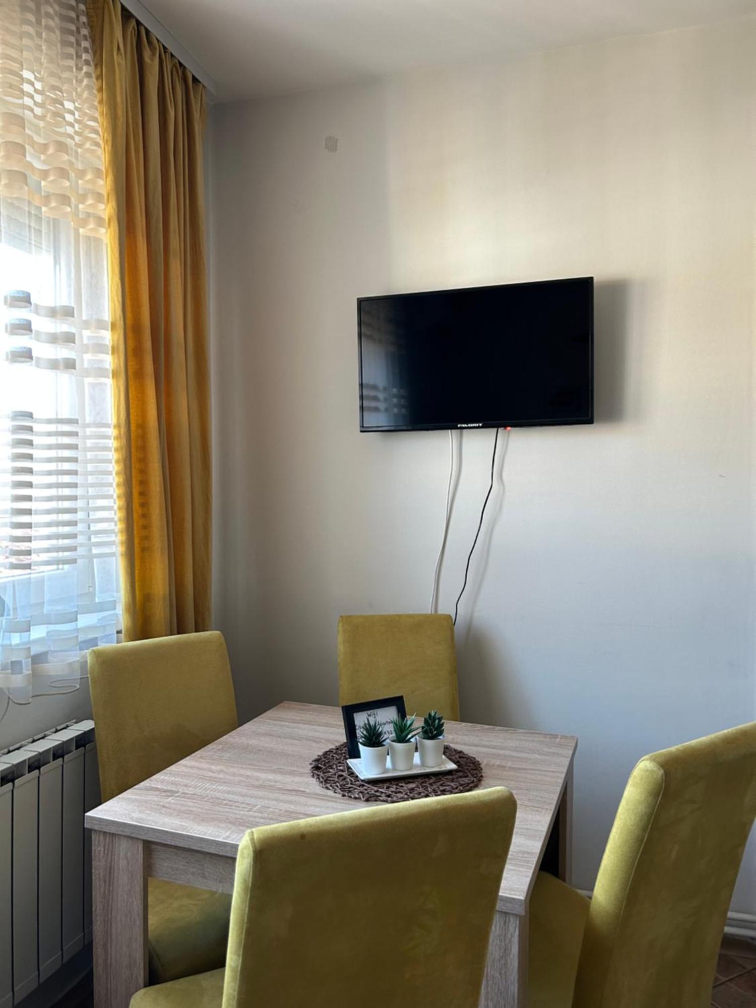 City Place Apartments Куманово Екстериор снимка